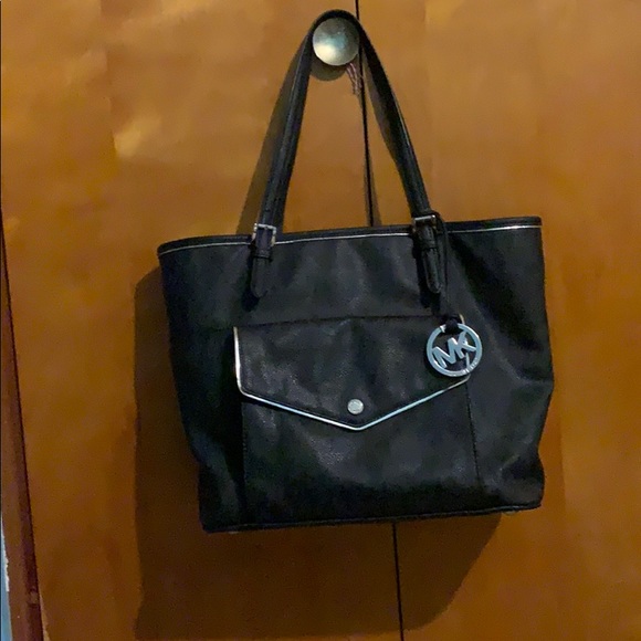 Michael Kors Handbags - Michael Kors Purse